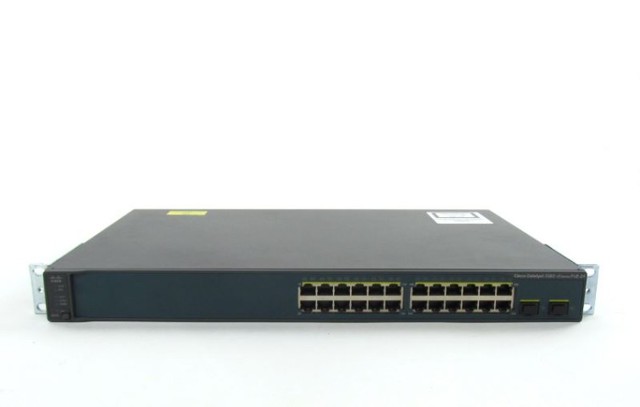 Switch Cisco Catalyst 3560V2-24PS  Layer 3 fast Etherne