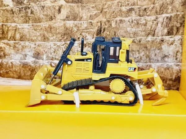 Trator Esteira Caterpillar Die-cast Masters 1/64 (caixa) - Foto 5