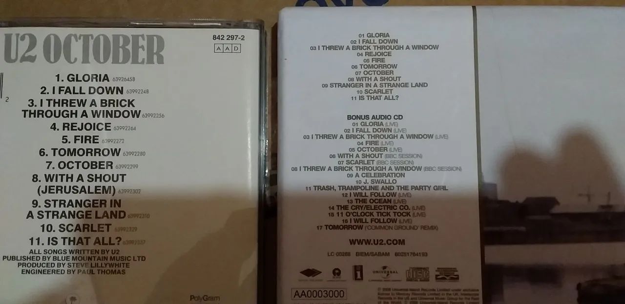 CD U2 October Deluxe Duplo Digibook + U2 October Simples - Usados - Foto 2