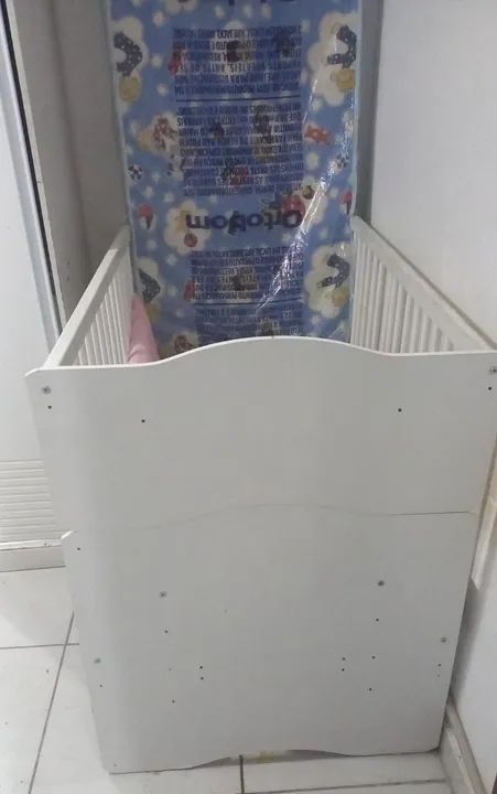 Berço de bebê com colchão - Foto 3