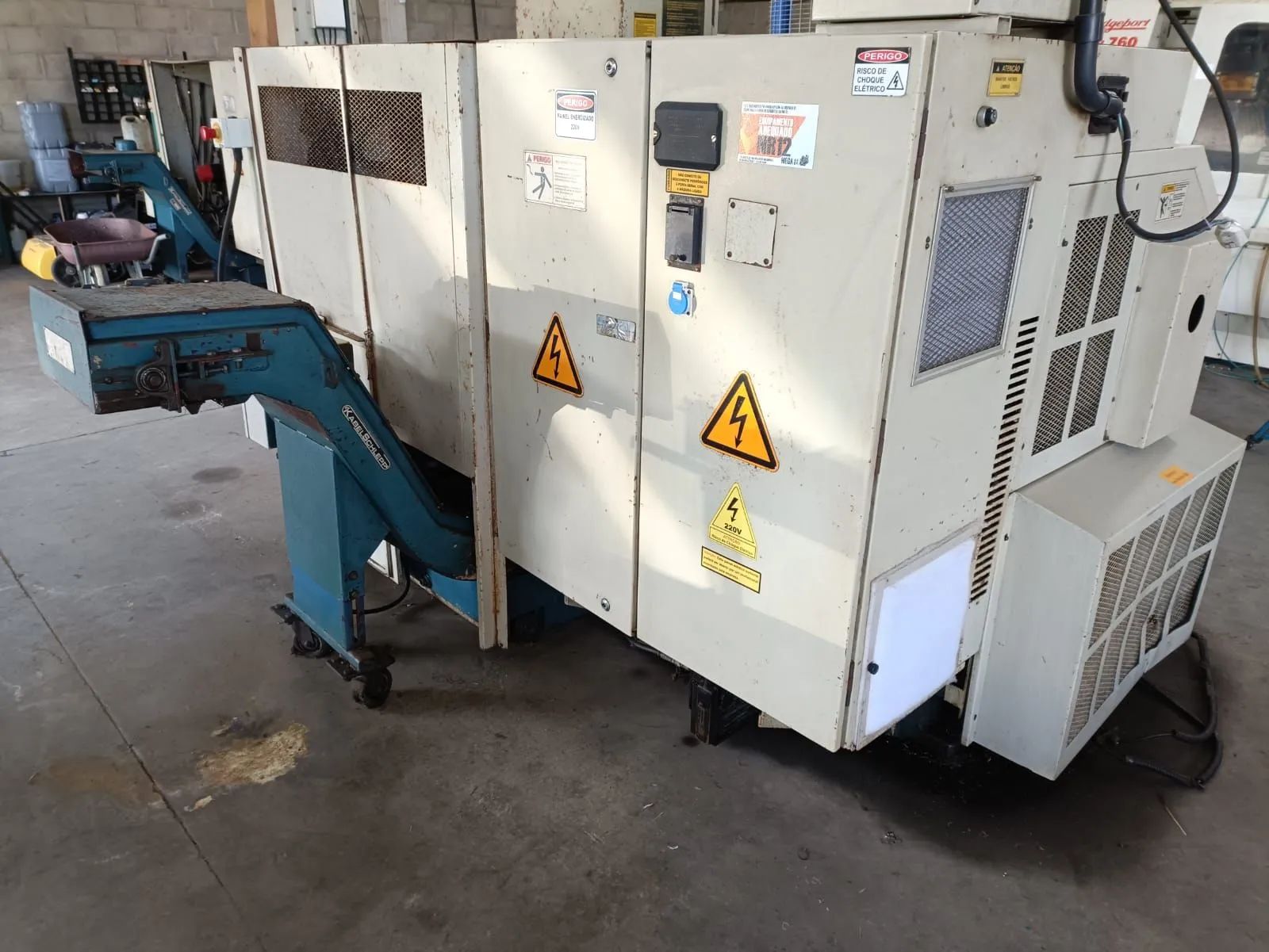 Torno CNC centro  de torneamento Romi COSMOS 20M ferramentas acioda - Foto 3