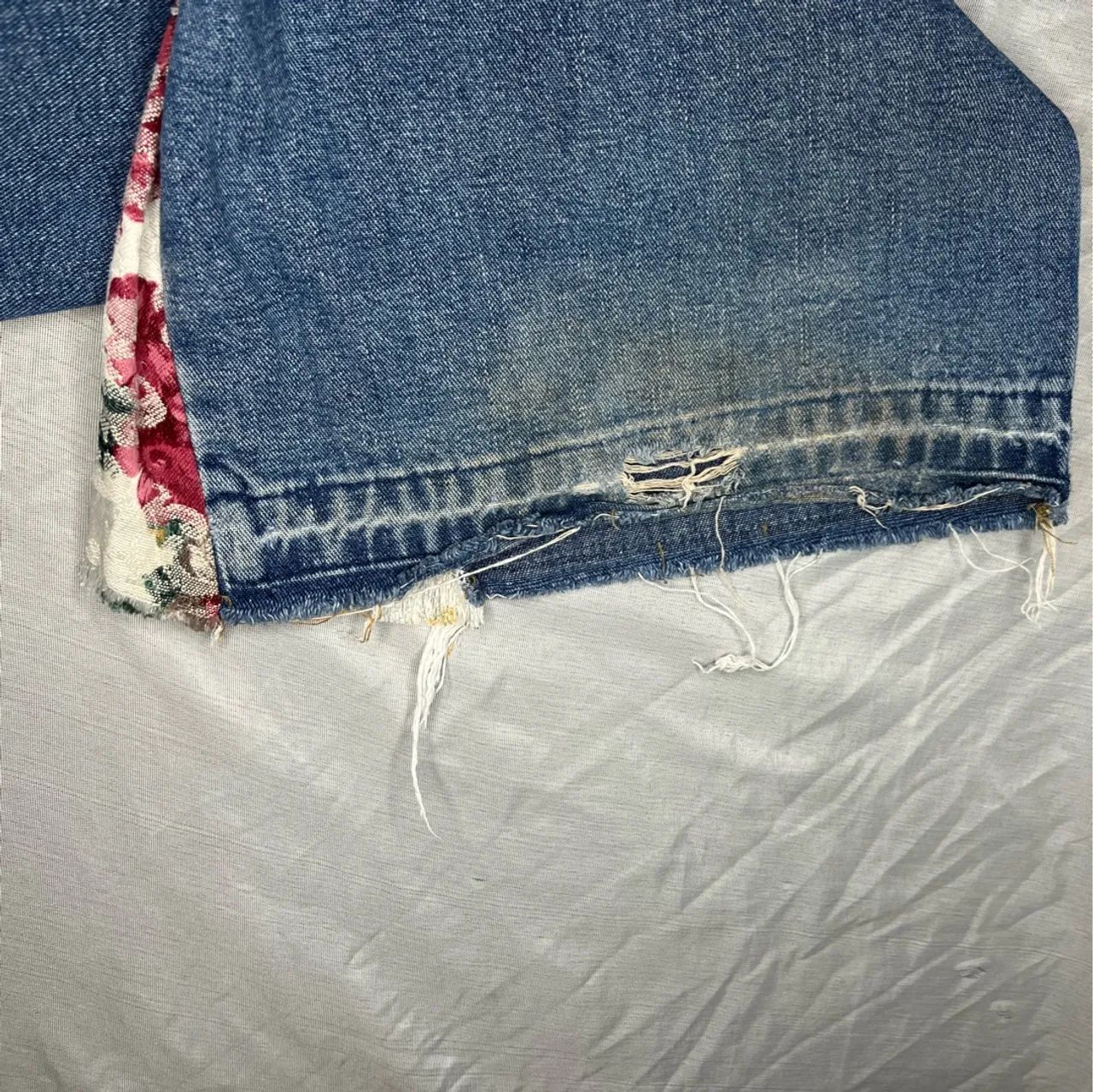 Calça Jeans Hugo Boss customizada  - Foto 2