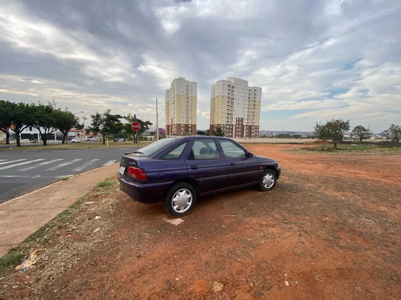 FORD ESCORT Usados e Novos - Limeira, SP