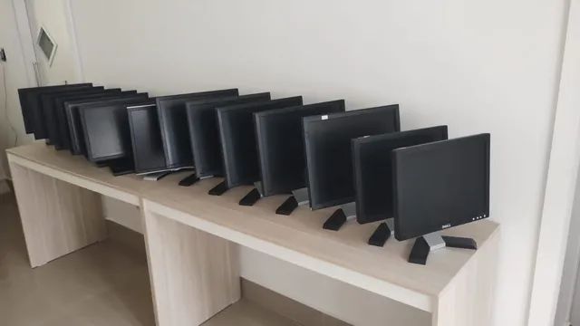 Monitor Dell 17 " R$300,00 cada