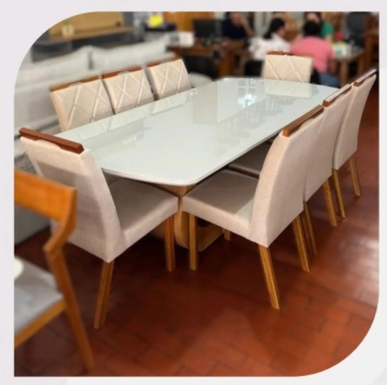 Mesa de Jantar Bruna com 8 cadeiras Pollyana