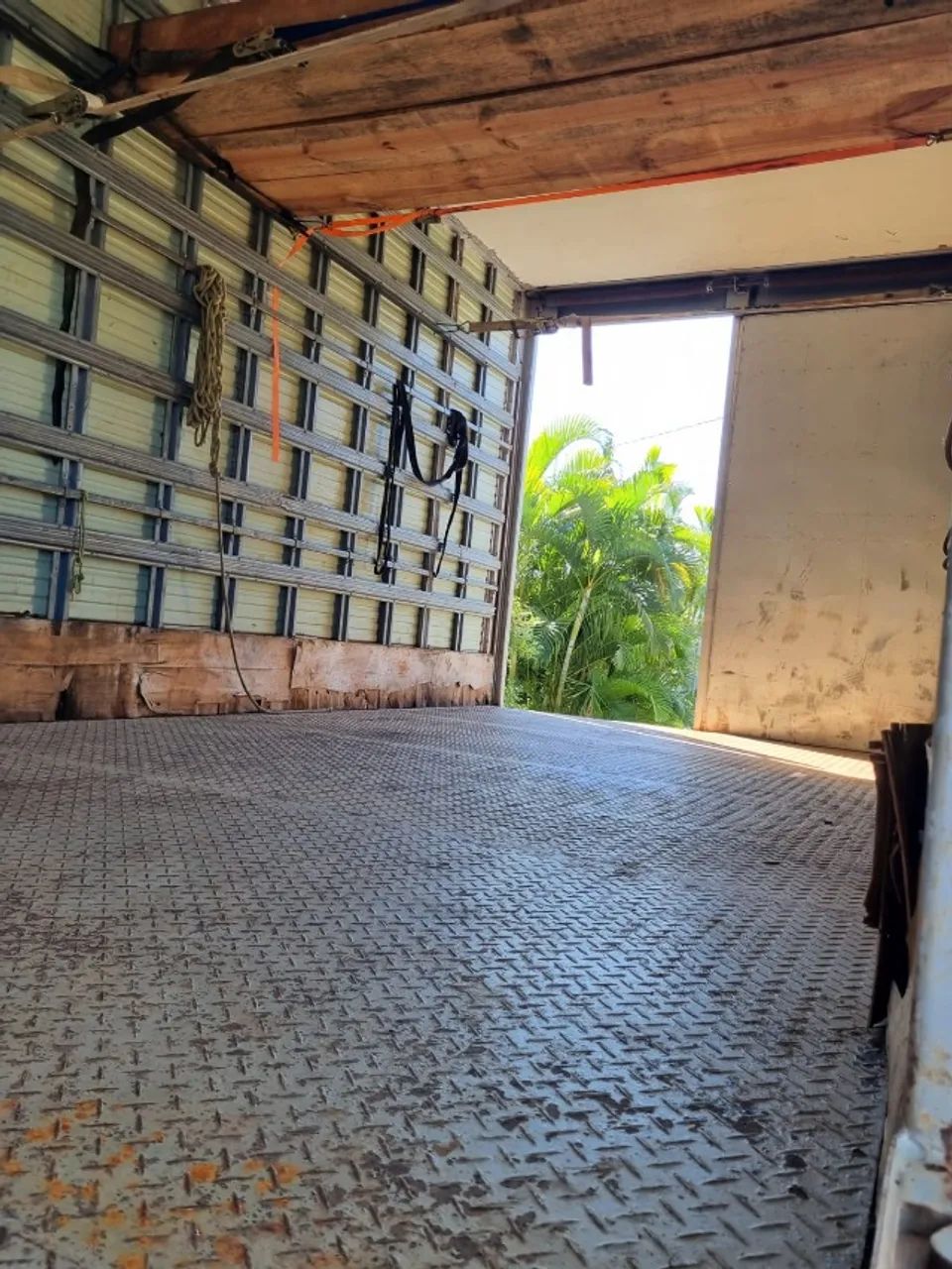 Vendo caminhao impecavel - Foto 13