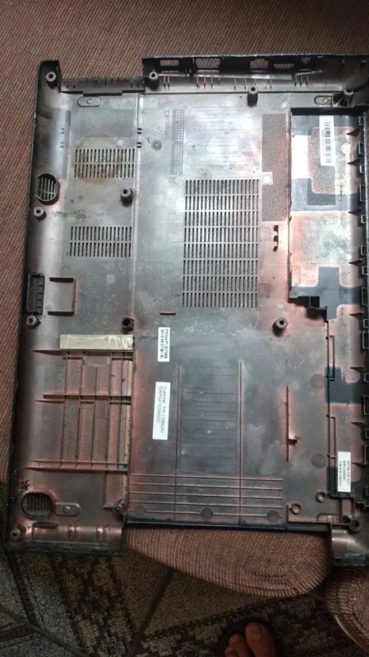 carcaça completa com a tela do notebook positivo modelo s2065 usado - Foto 5