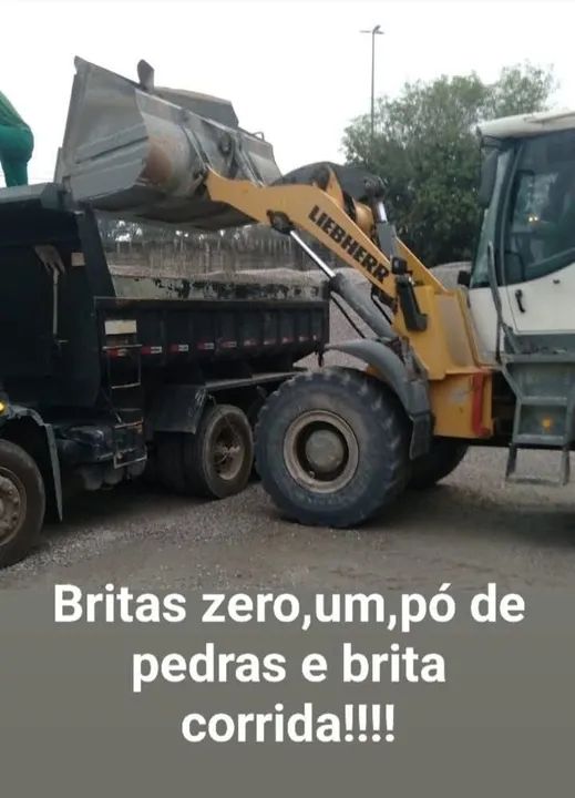 Pedras ,areias,areola e barro