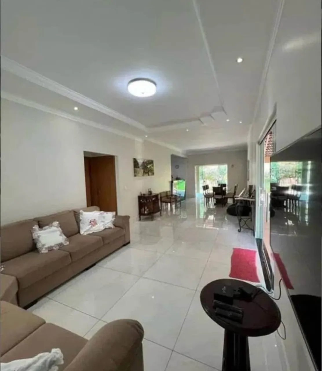 VENDE-SE CASA NA VÁRZEA - 3 QUARTOS ?