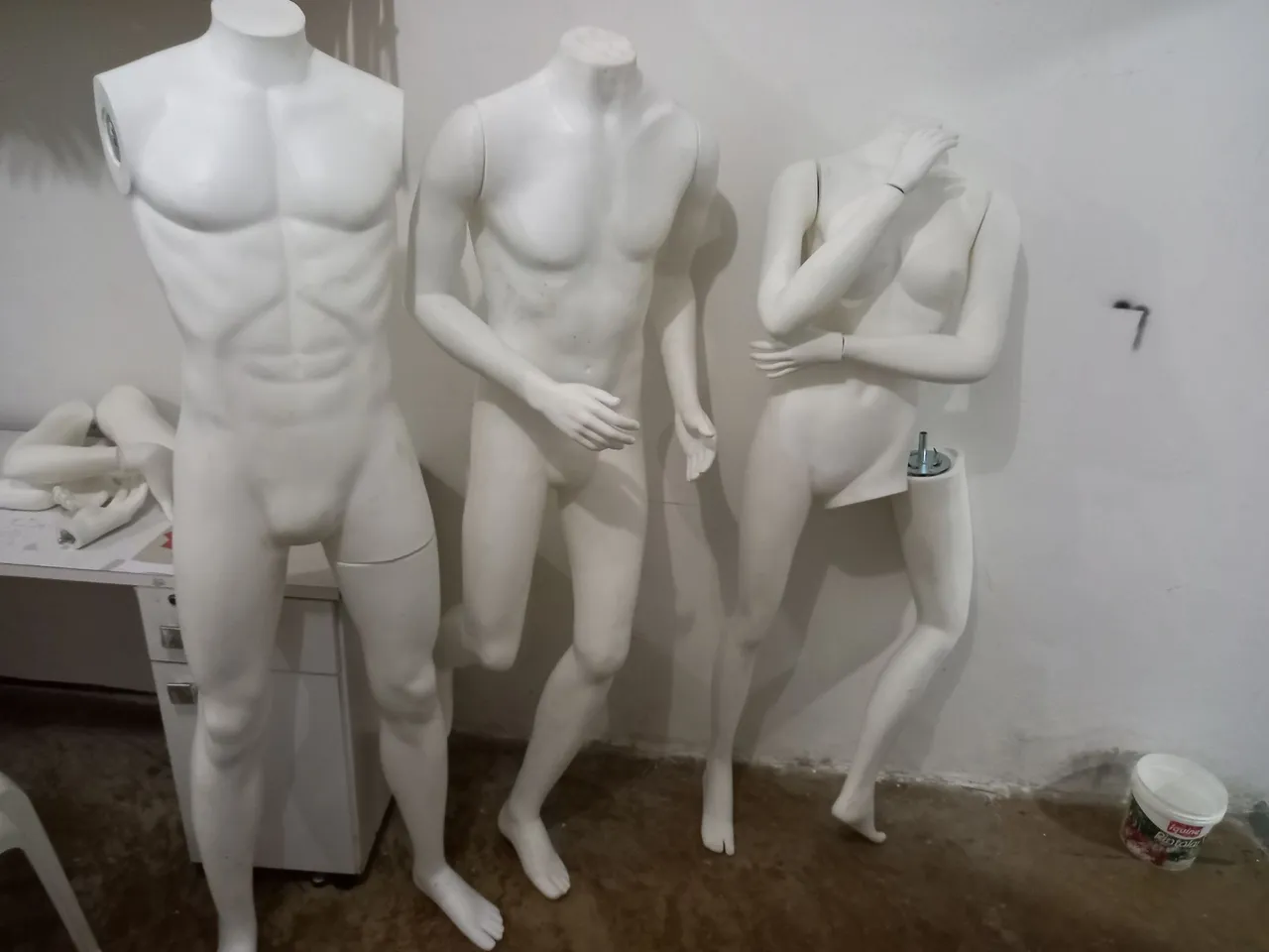 Manequins de corpo inteiro para lojas