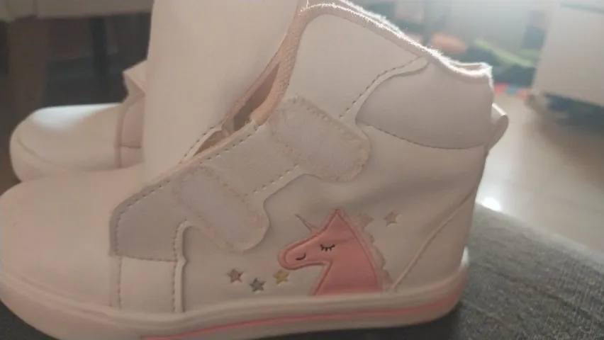 Tenis