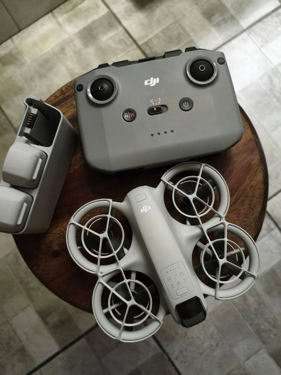 Drone Dji Neo Fly More Combo Cor Cinza DJI051 - Foto 2