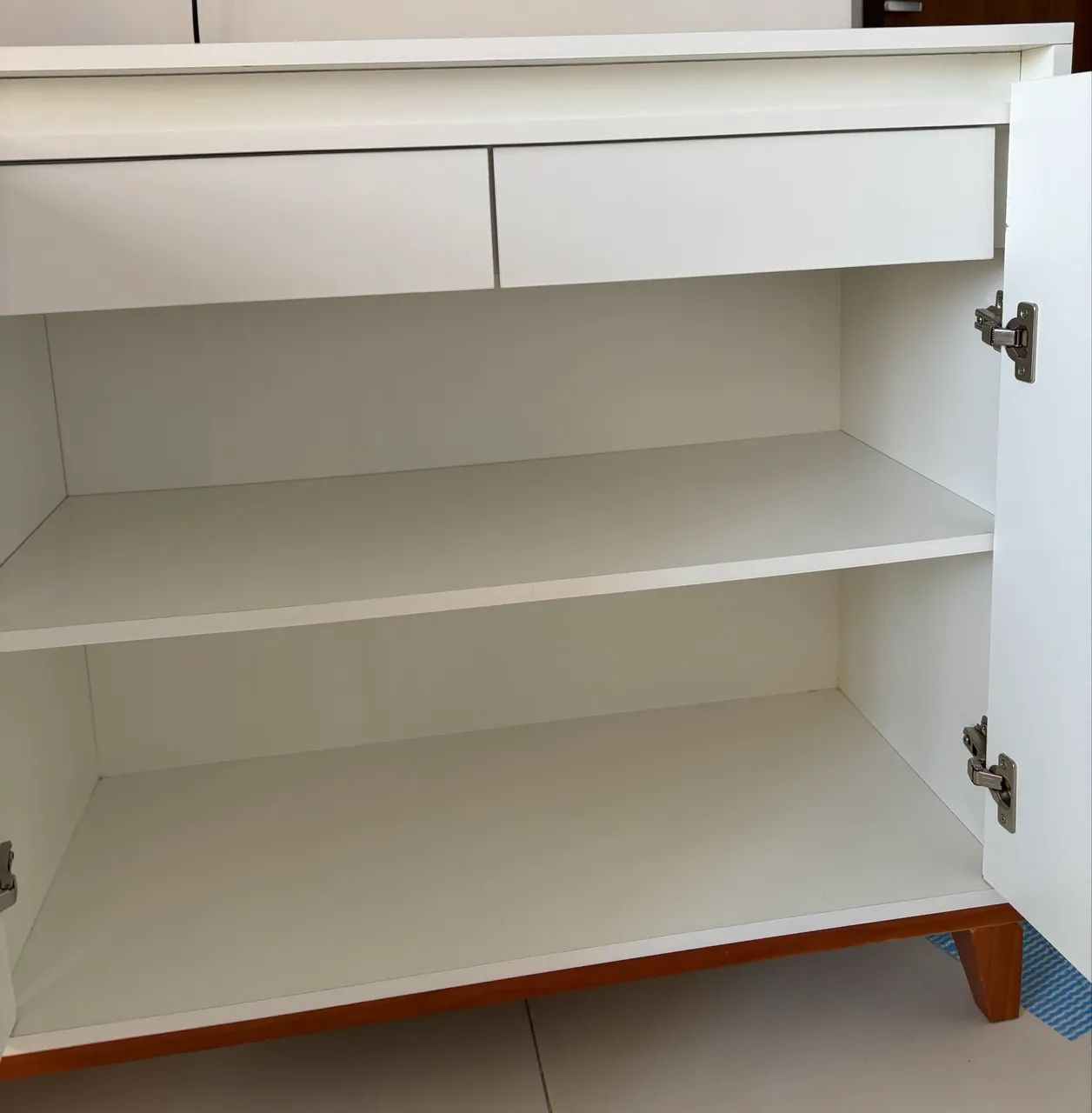 Vendo móvel Buffet todo em MDF
