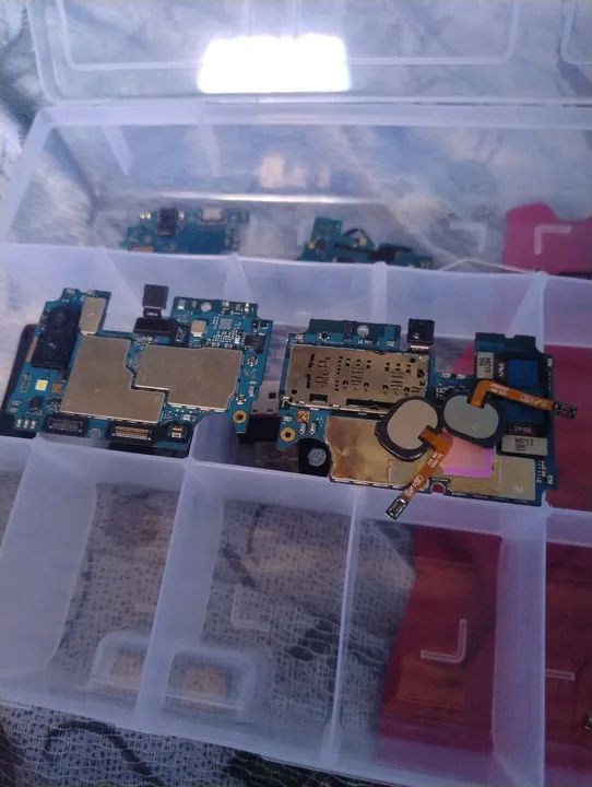 Vendo duas placas mãe de A20 