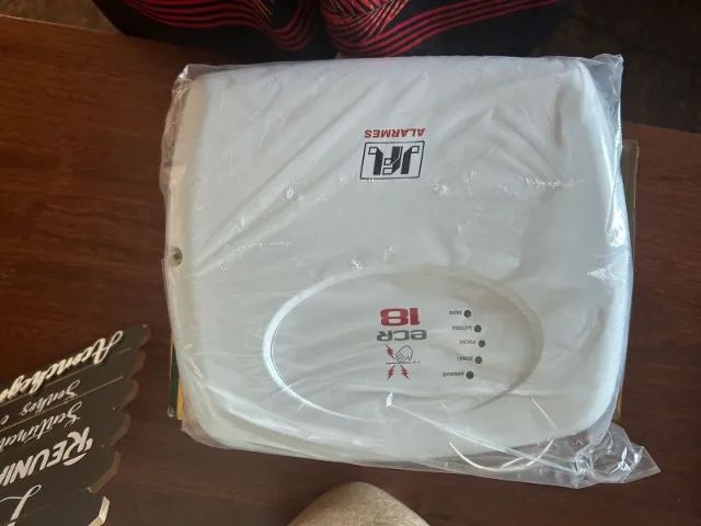  Eletrificador para Cerca ECR18 Plus - Foto 2