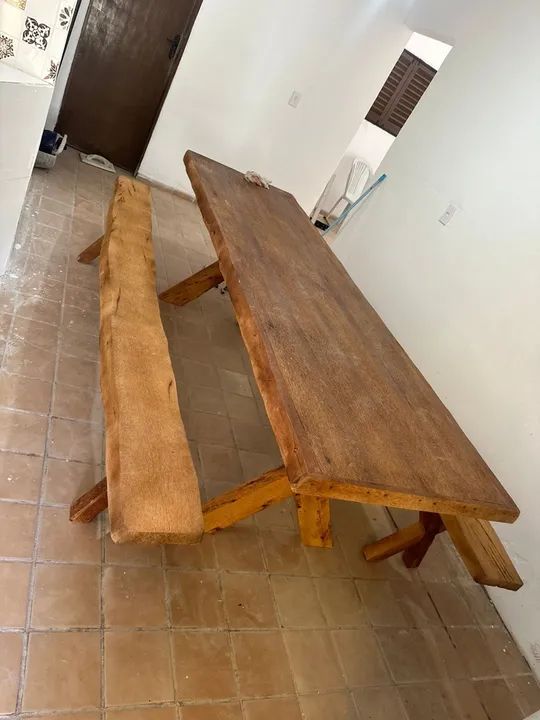 Mesa de Jantar de Madeira Rústica - Foto 3