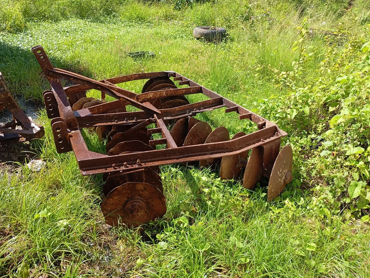 Grade Aradora - Implemento Agrícola