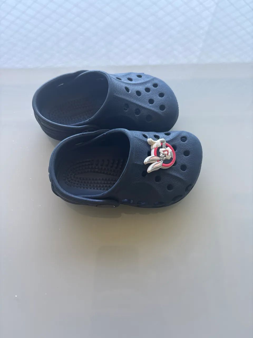 Sandália Crocs Azul Pernalonga - Nº C4 - R$ 50,00 original