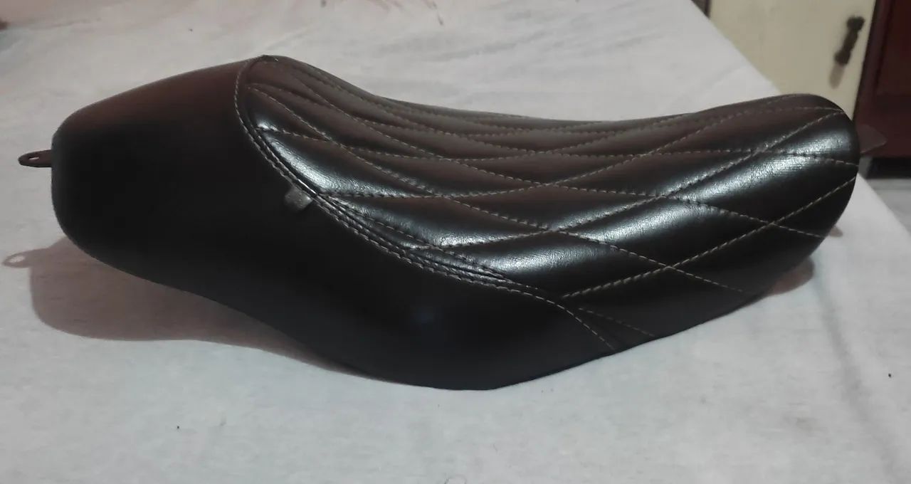 Banco Solo Harley Davidson XL 883 R Pedrinho Bancos  - Foto 3