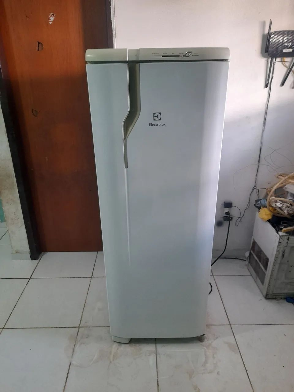 Vende-se geladeira Electrolux bem conservada 