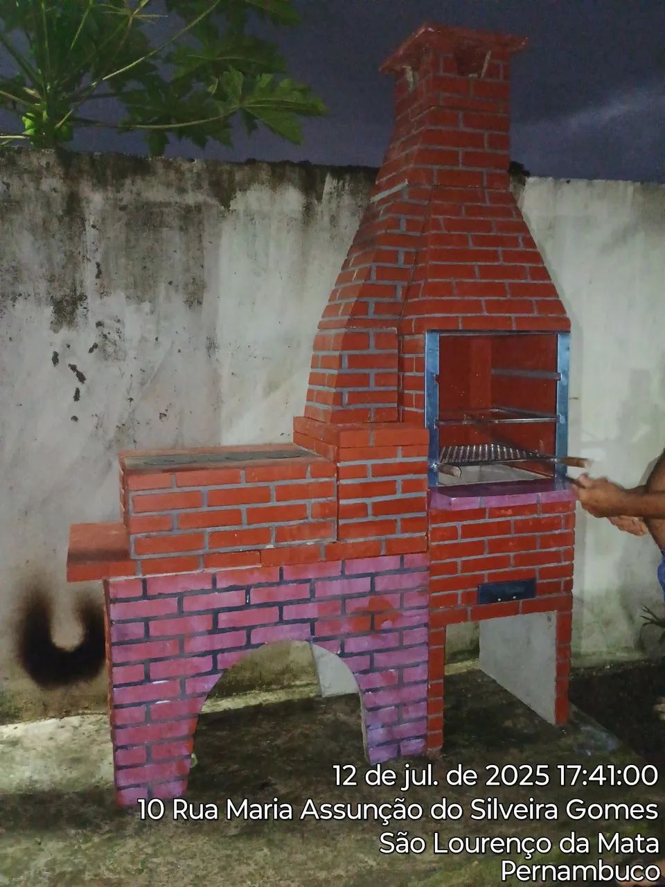 Churrasqueira de Tijolos Rústica para seu Jardim - Foto 3