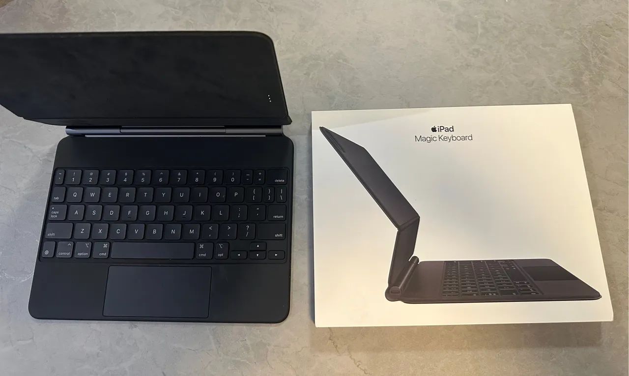 MAGIC KEYBOARD IPAD PRO 11