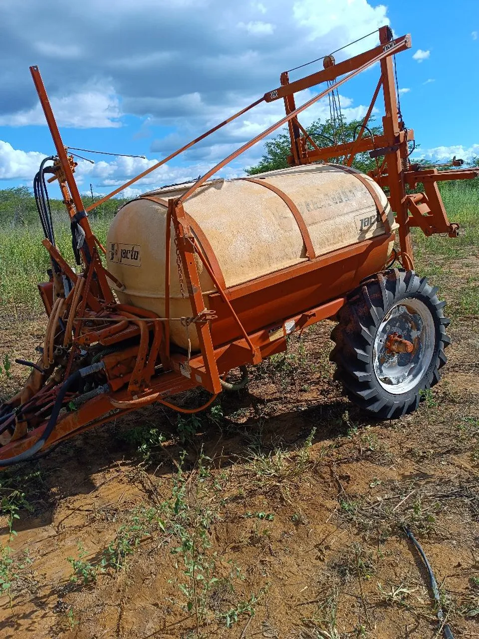 Pulverizador Agrícola Jacto