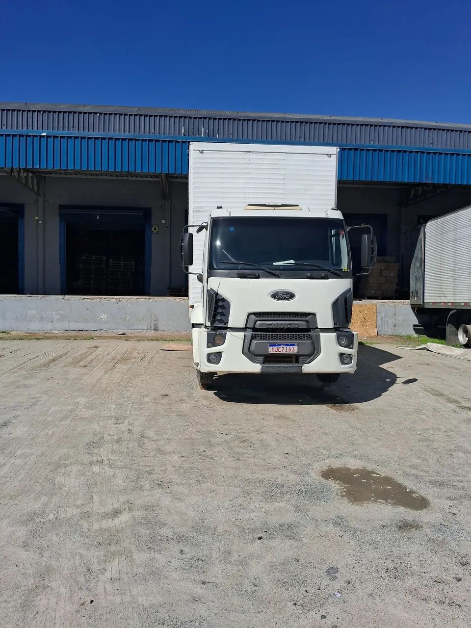 Vendo ou Troco Ford Cargo 2012 - Foto 2