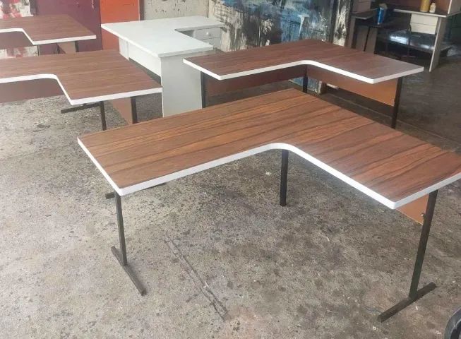 Promoção de mesa em L a partir de 450