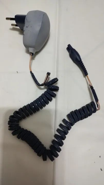 Aparelho de barbear Philishave Aquagenic Séries 7000 HQ7830 Usado Ler Descrição - Foto 6