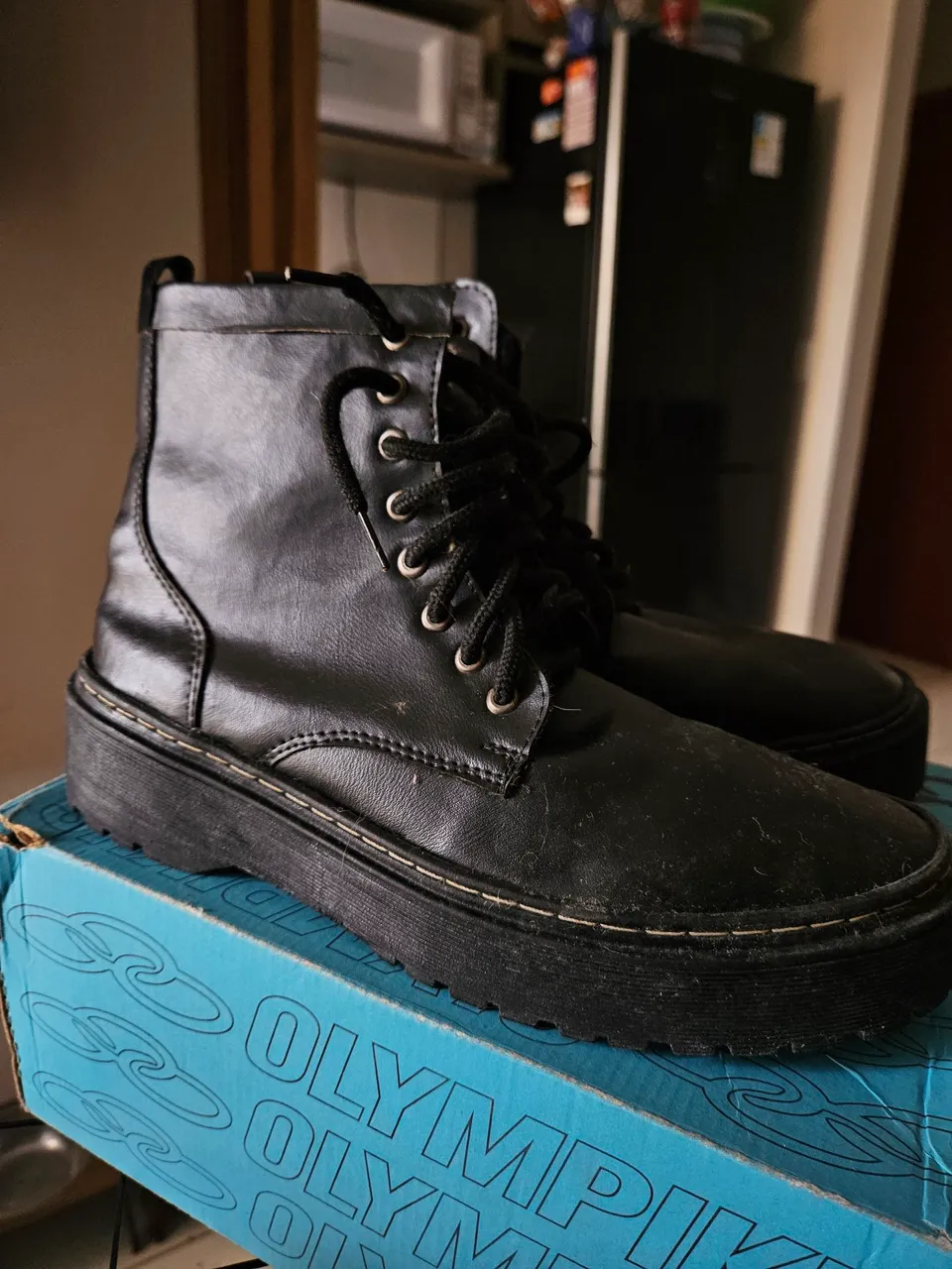 Bota Coturno Feminina Preta