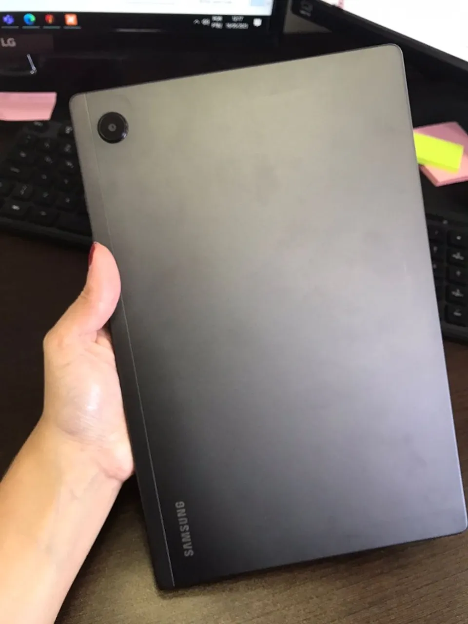 Tablet Samsung Galaxy Tab A8 64GB 4GB RAM Wi-Fi Tela 10.5" Câmera 8MP Android 11 Cinza - S