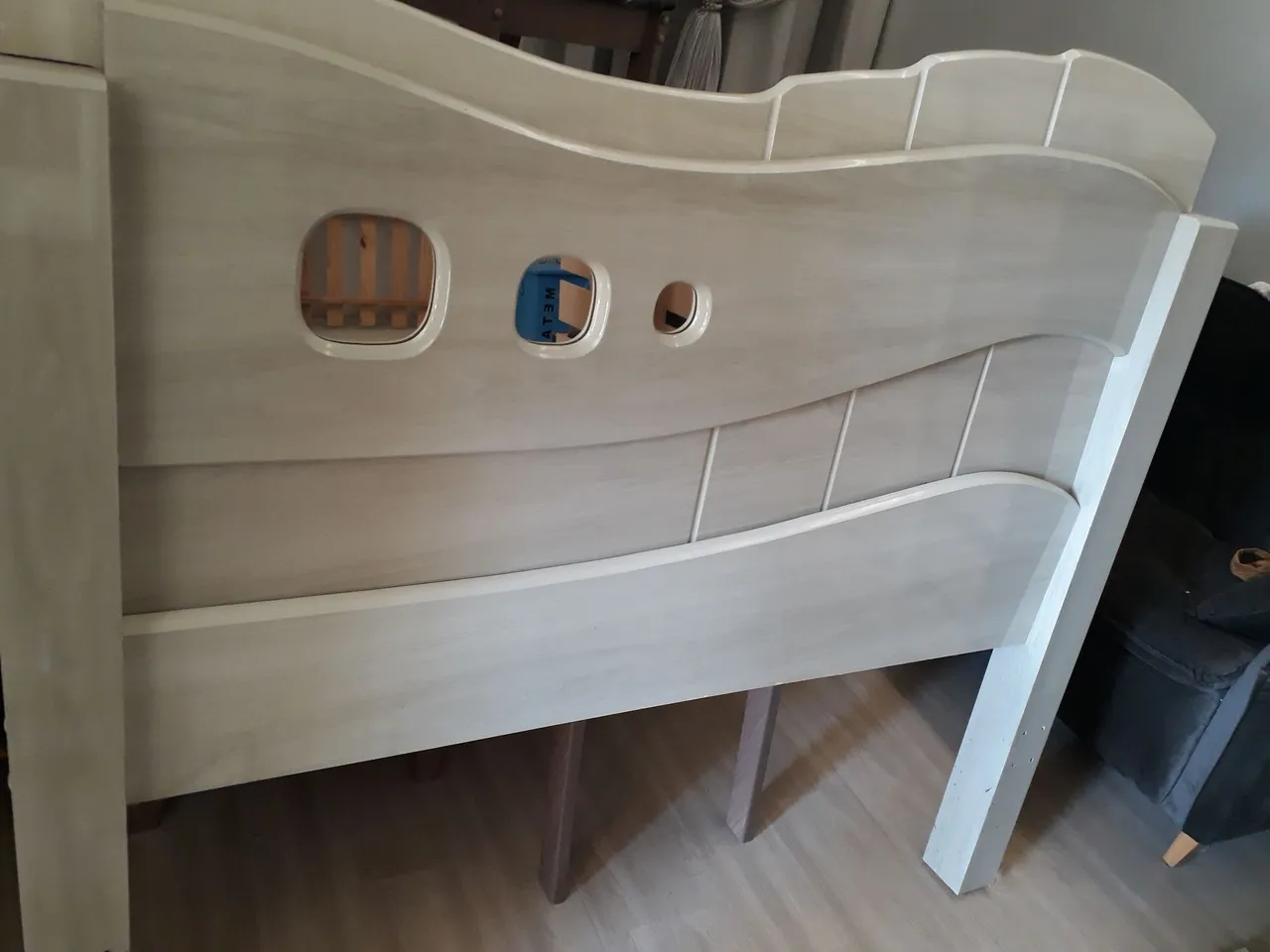 Cama d casal reforçada so a cama por 250 reais ?