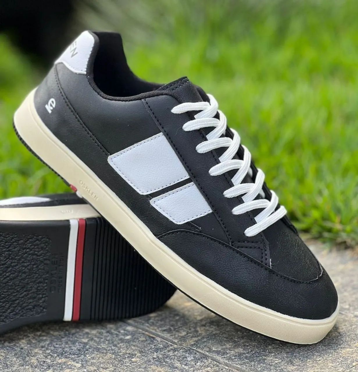 Tênis Osklen Masculino Couro Preto e Branco Calçados COHAB