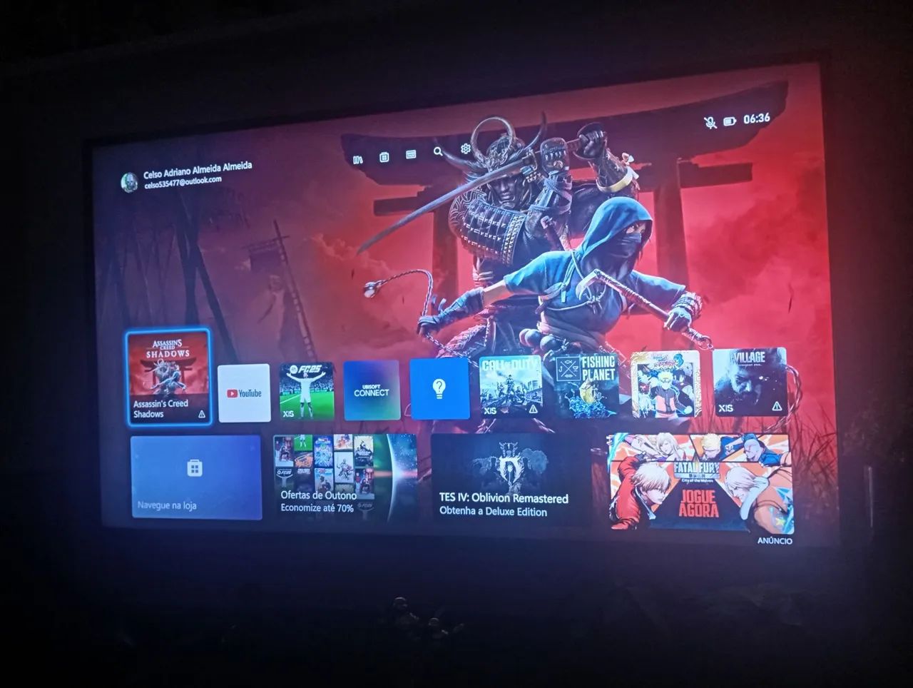 Xbox séries x com 2 controle mais carregador com 4 pilhas ou troco por play 5 pró+volta