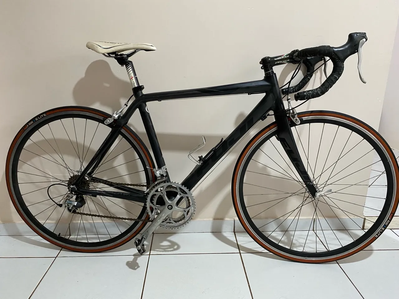Bicicleta speed fuji