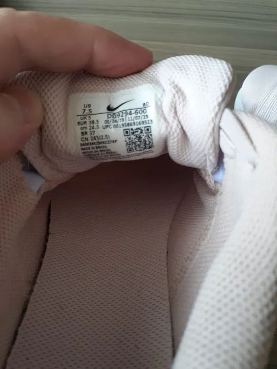 Tênis de corrida Nike Downshifter 12 - Rosa e branco - Foto 5