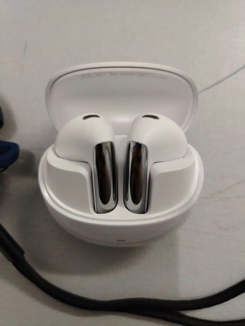 QCY HT10 AilyBuds Pro Plus ANC  - Foto 2