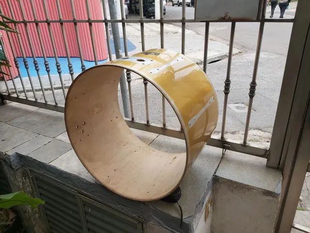 Bumbo Bateria Tagima 22 - Casco