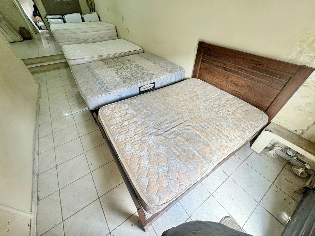 Cama box de casal Queen , cama King 
