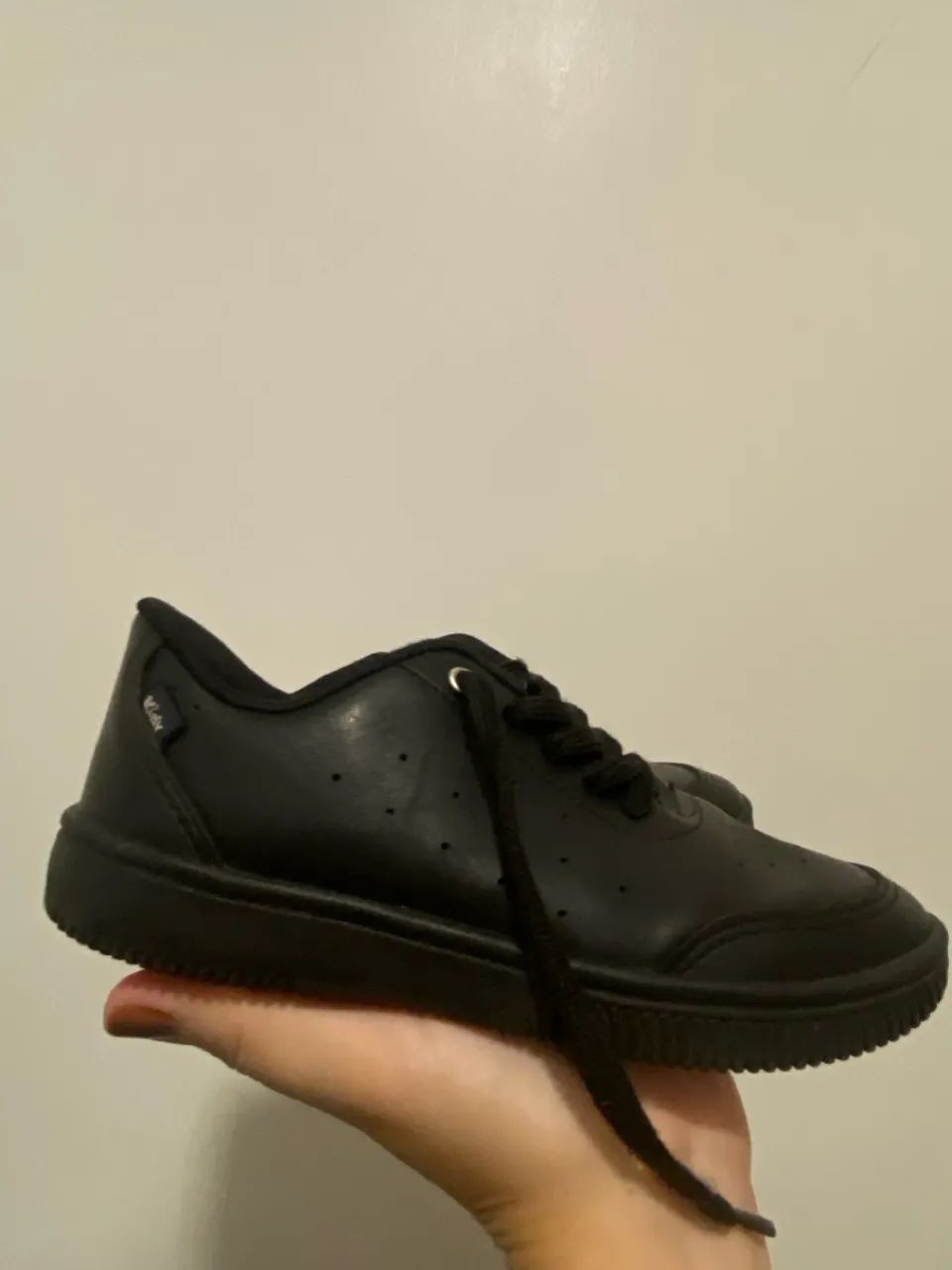 Vendo sapato preto criança  - Foto 2