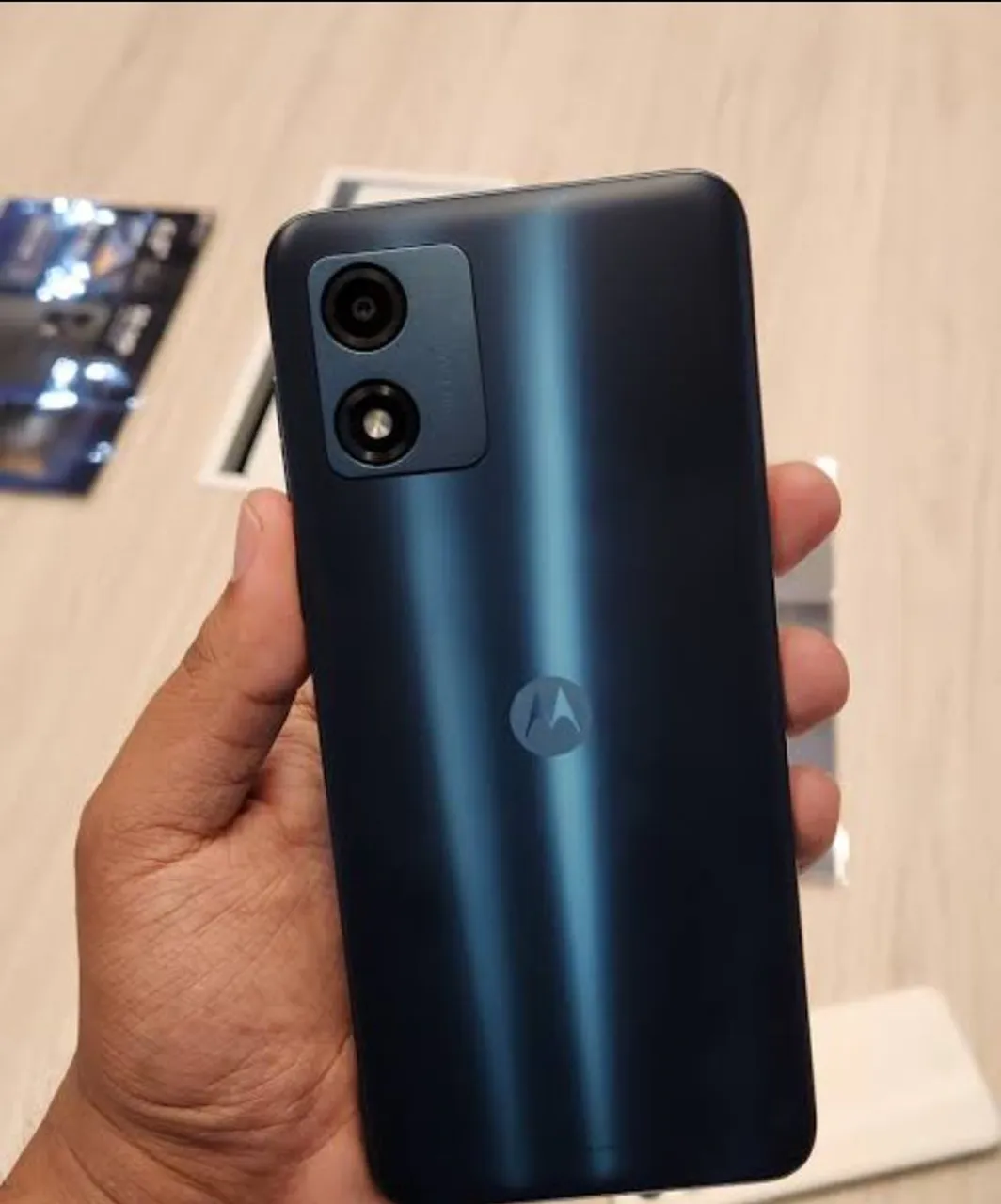Moto e13