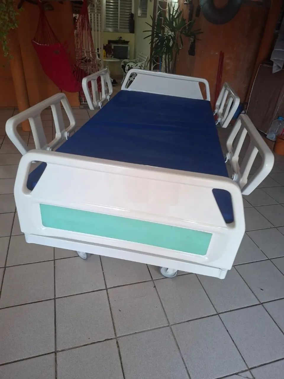 Cama Hospitalar com  4 Grades Laterais - Foto 5