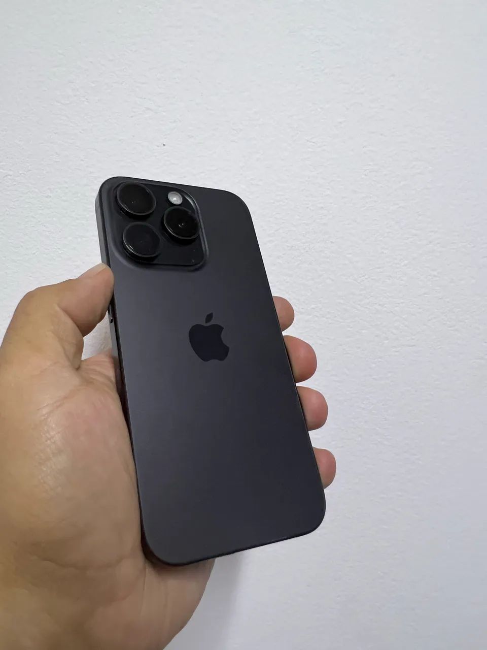 iPhone 15 pro 128Gb preto - Celulares e Smartphones - Mercês