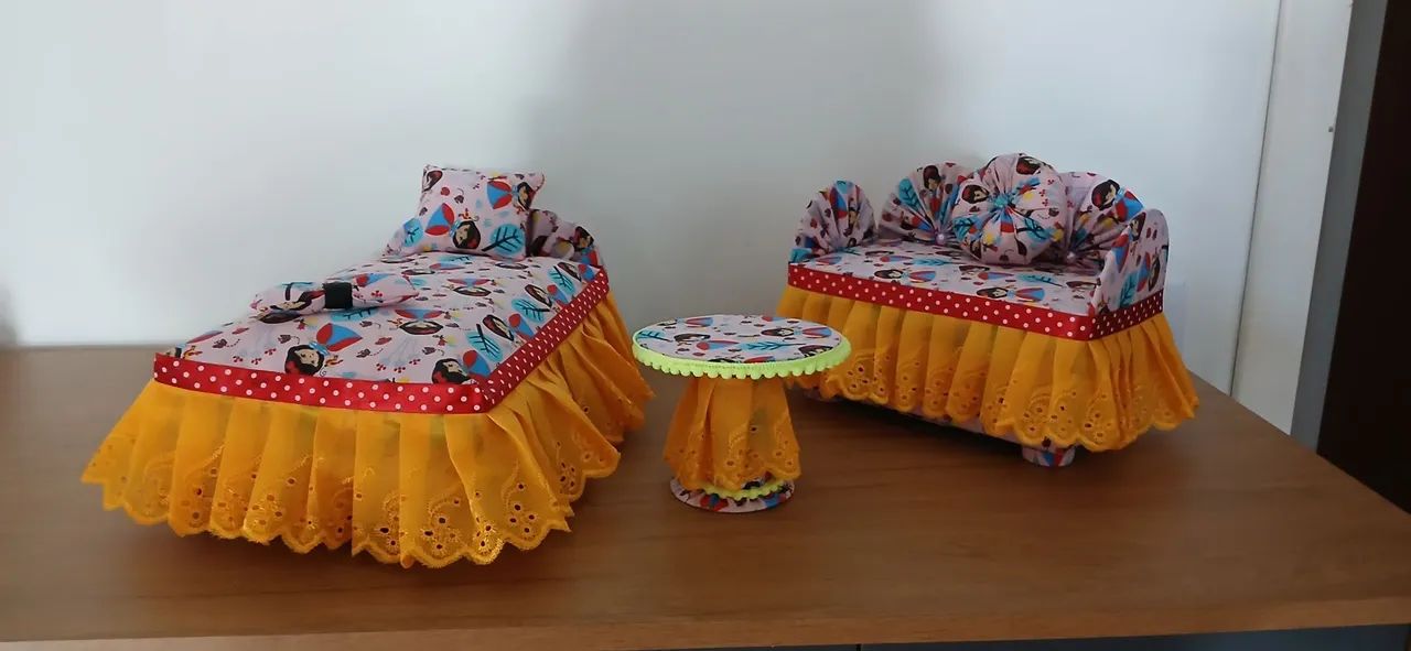 Conjunto de Cama e Sofá para bonecas artesanal - Foto 2