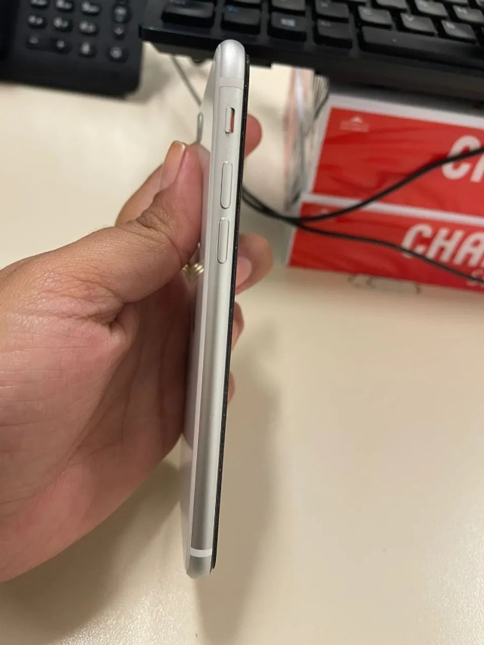 IPHONE SE2 - OPORTINUDADE - Celulares e Smartphones - Brotas