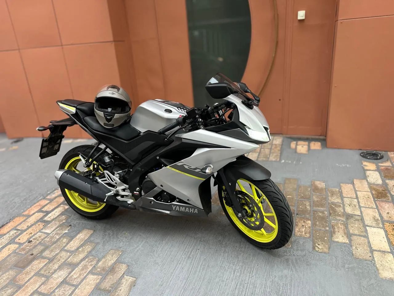 Yamaha R-15 155 ABS 2024 - 1463086201 | OLX