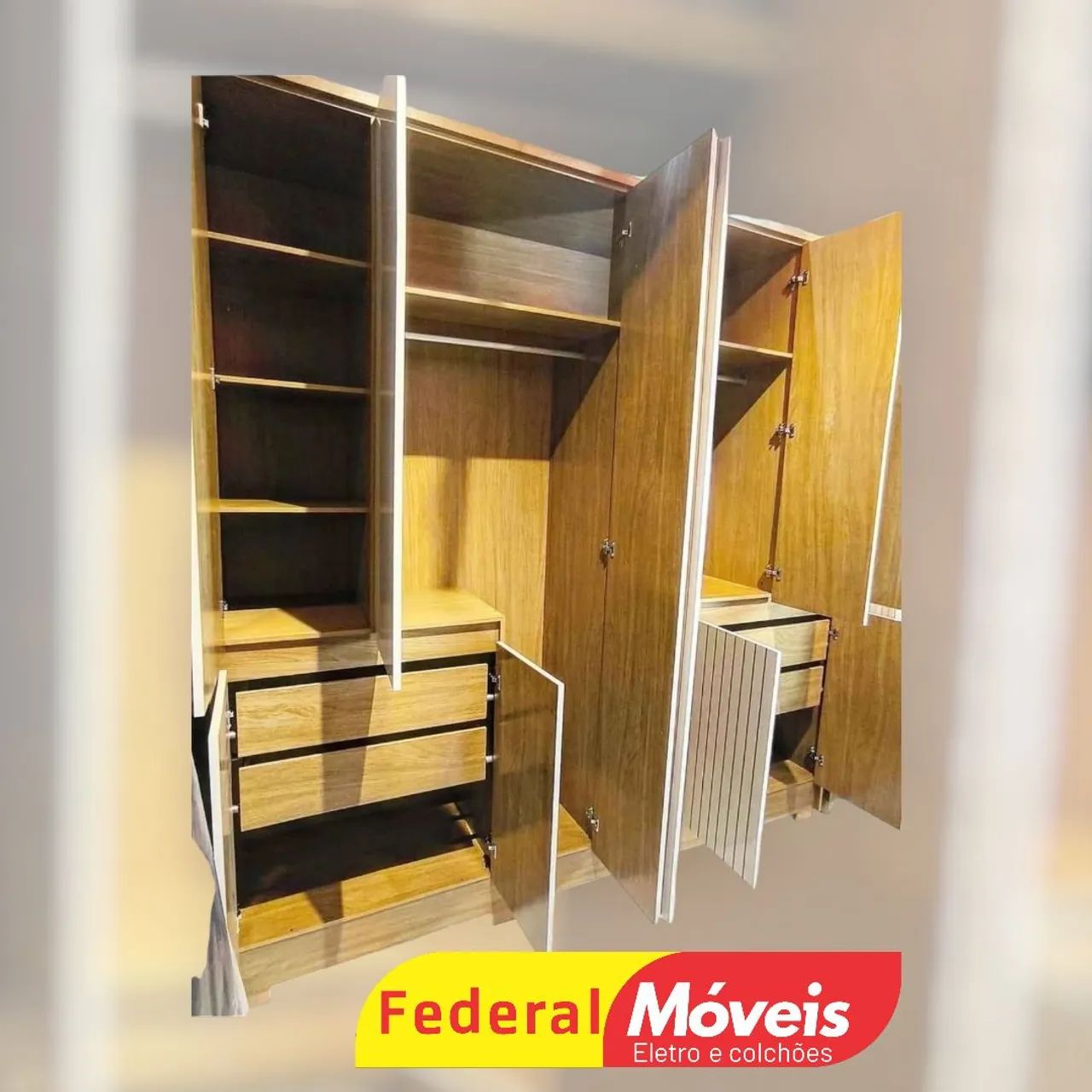 Guarda Roupa Casal Lançamento 10 Portas 4 Gavetas c/ Espelho - Fazemos entregas  - Foto 2