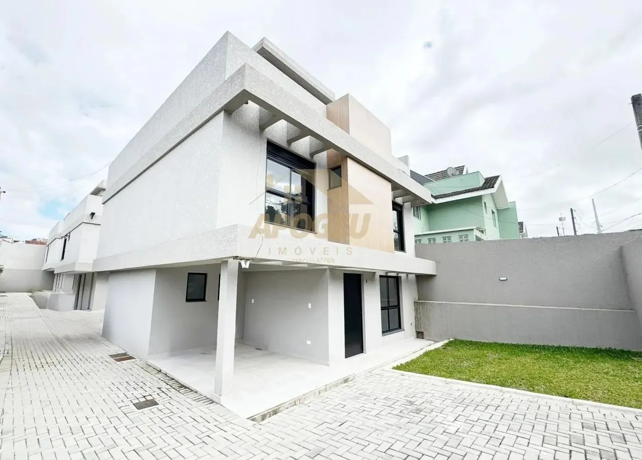 Sobrado para Venda em Curitiba, Santa Felicidade, 3 dormitórios, 3 suítes, 3 banheiros, 3