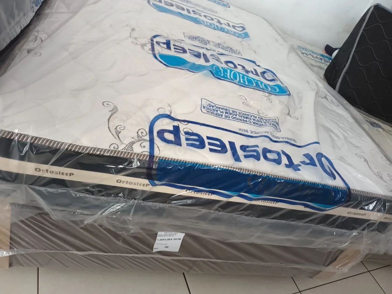  Cama  Casal 1.38x1.88x30cm 